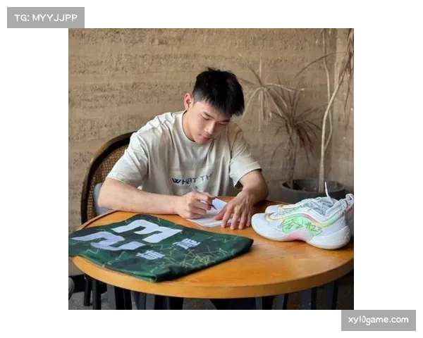 林葳适应俄勒冈大学体系需时 替补出战展现防守积极性